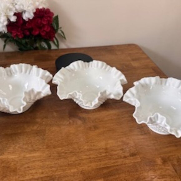 Fenton Hobnail Milk Glass Ruffle Bowls Set – Vintage White Scalloped Crimped Edg - Picture 2 of 10